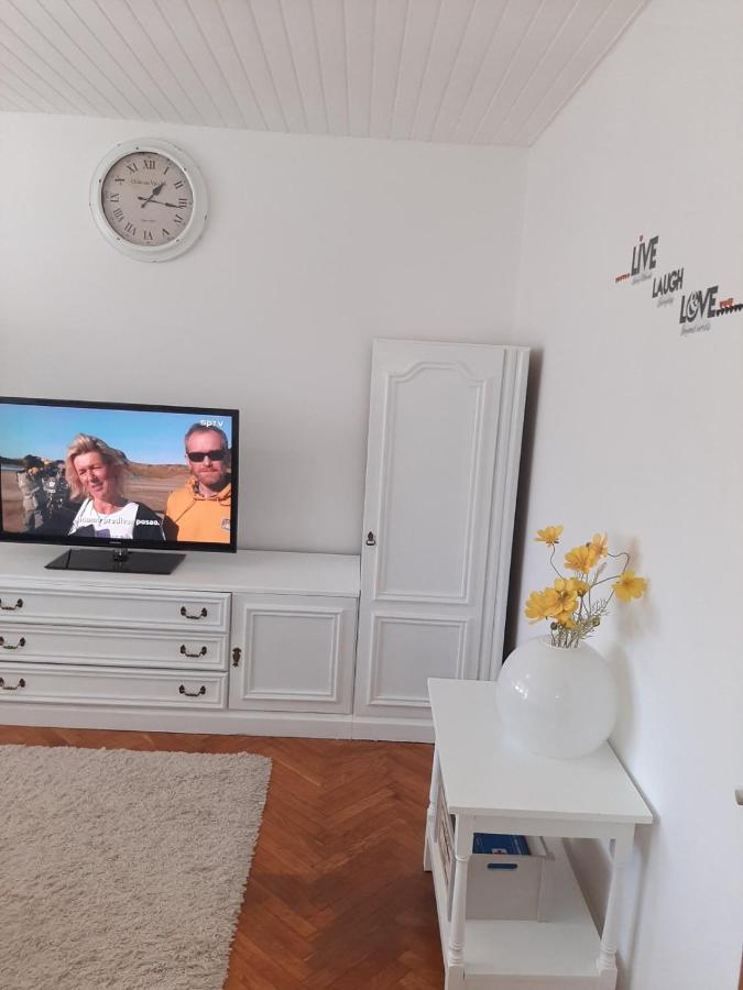 Apartman Katja Apartment Osijek Bagian luar foto